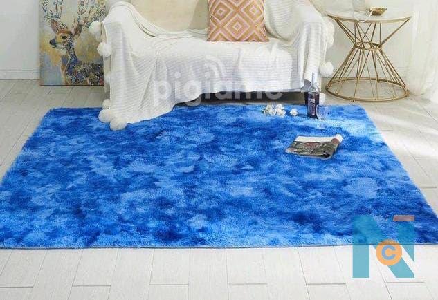 Fluffy carpets  with colour variations  - photo 3