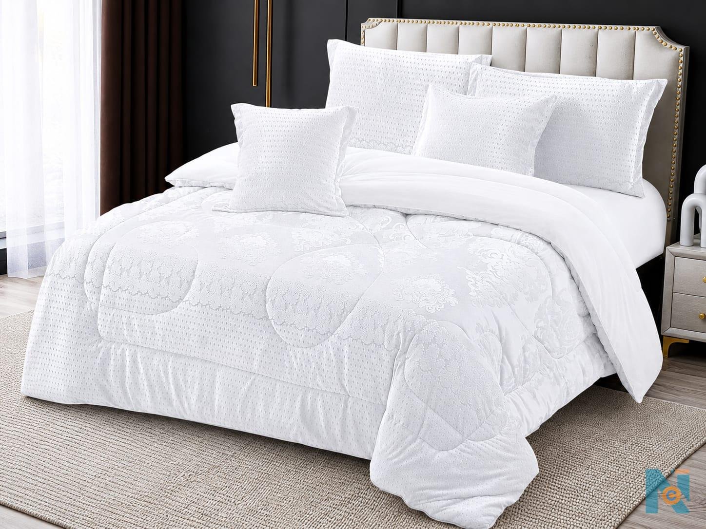 Heavy 6x7 silk duvet with pillow cases and bed sheet - photo 10