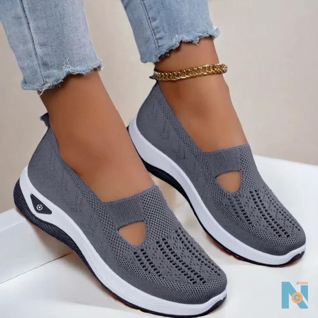 Women breathable shoes