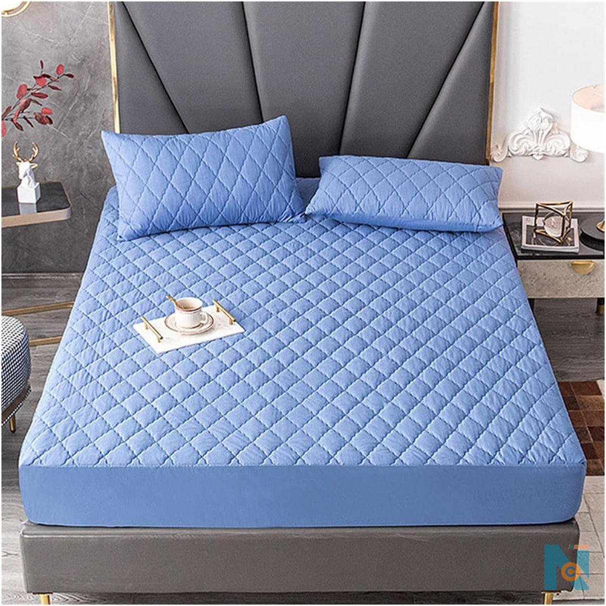Waterproof mattress protector 
