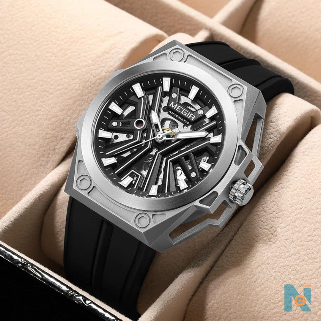 MEGIR 8603 Men&rsquo;s Automatic Watch | Luxury Skeleton Dial with Black Silicone Strap - صورة 3