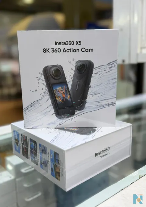 Insta360 X5
