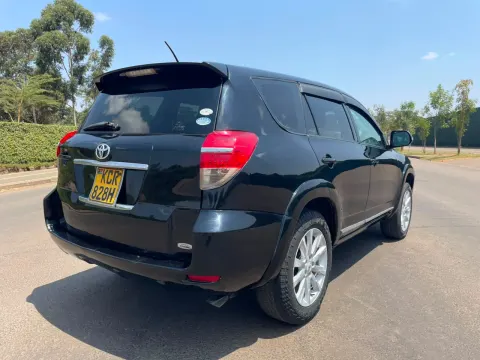 Toyota Vanguard 2012
