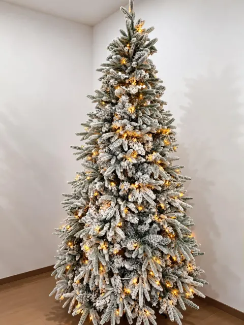 Premium Pre-Lit PVC Christmas Tree &ndash; 7ft & 8ft | Nairobi, Kenya