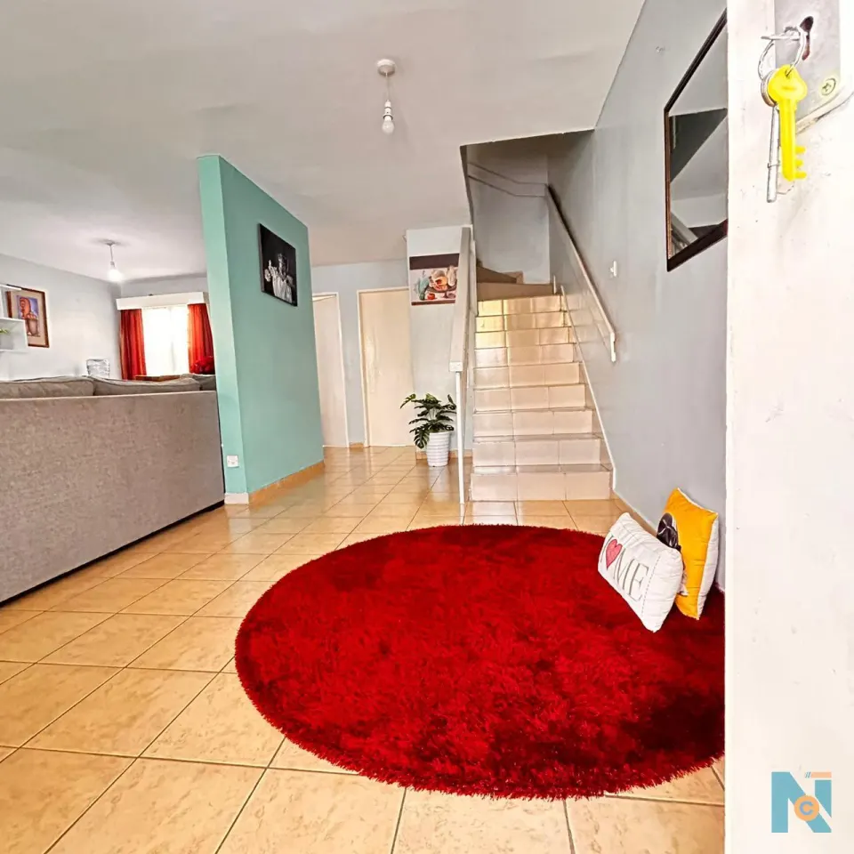 Private Own-Compound Maisonette in Nyayo Estate &ndash; KSh 6,000 Per Night - photo 2