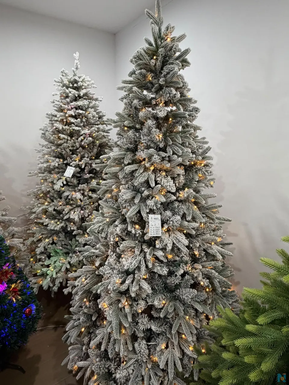 Premium Pre-Lit PVC Christmas Tree &ndash; 7ft &amp; 8ft | Nairobi, Kenya - photo 4